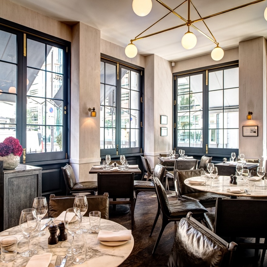 Dragged Venetian plaster effect, Cemento, installed by Viero UK, London.